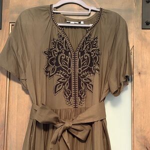 Chico's Olive Green Dress with Subtle Texture Size 2.5